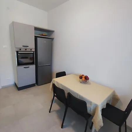 Apartma Rosandra *